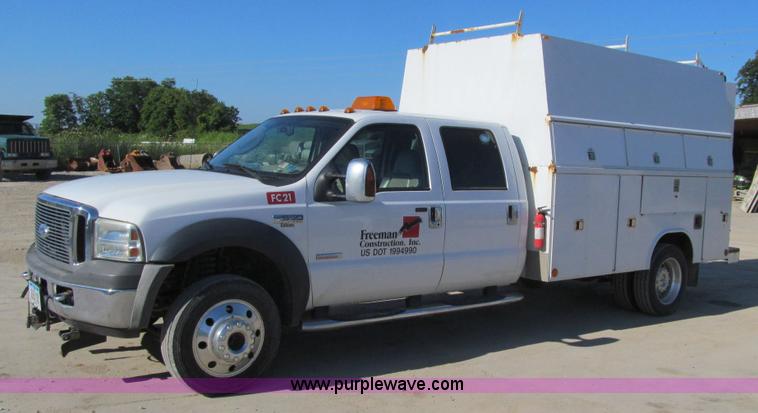 image for item K5742 2006 Ford F550 Super Duty Crew Cab service truck