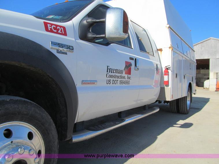 image for item K5742 2006 Ford F550 Super Duty Crew Cab service truck