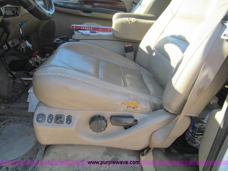 image for item K5742 2006 Ford F550 Super Duty Crew Cab service truck