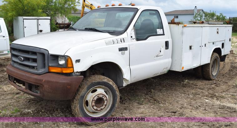 image for item K6071 1999 Ford F450 Super Duty utility truck