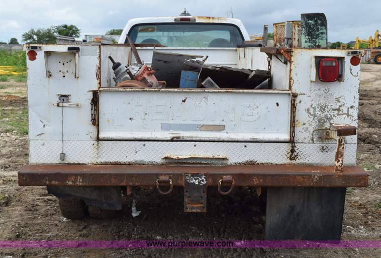 image for item K6071 1999 Ford F450 Super Duty utility truck