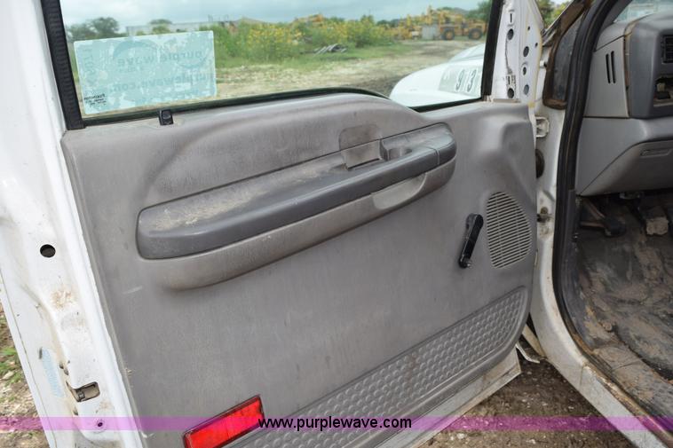 image for item K6071 1999 Ford F450 Super Duty utility truck