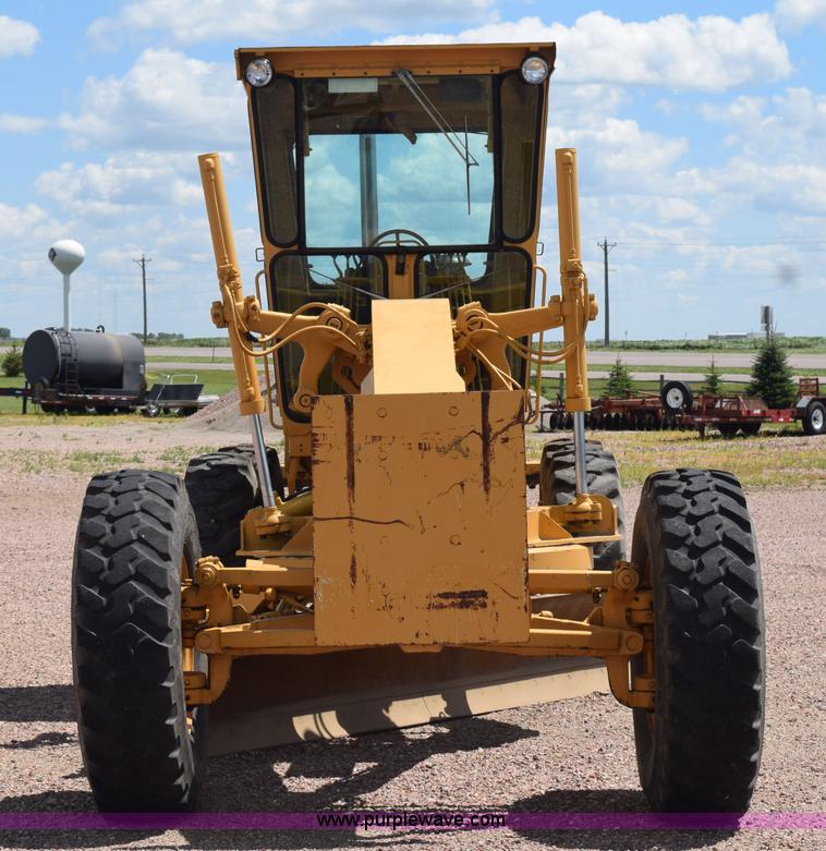 image for item K6164 1975 Caterpillar 12G motor grader