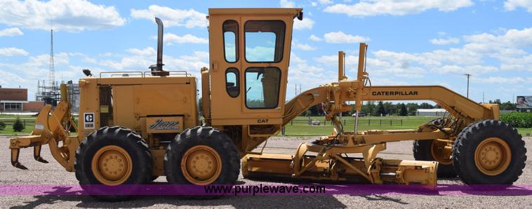 image for item K6164 1975 Caterpillar 12G motor grader