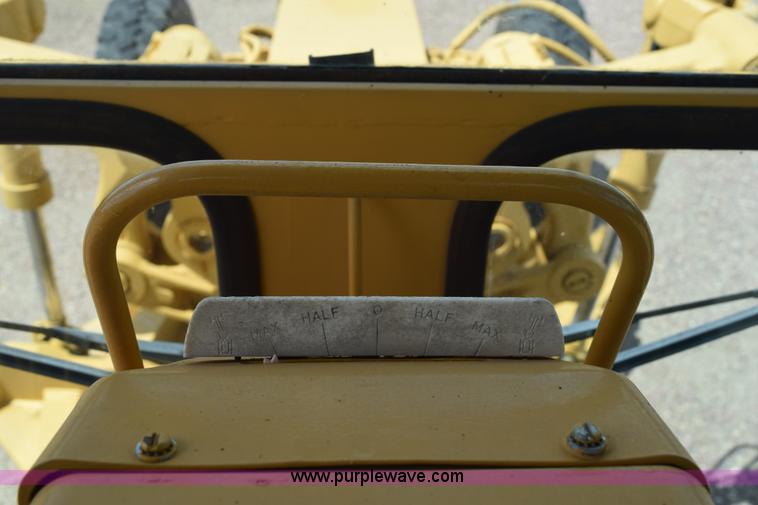image for item K6164 1975 Caterpillar 12G motor grader