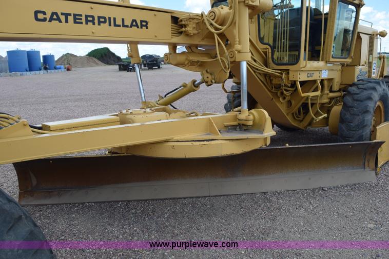image for item K6164 1975 Caterpillar 12G motor grader