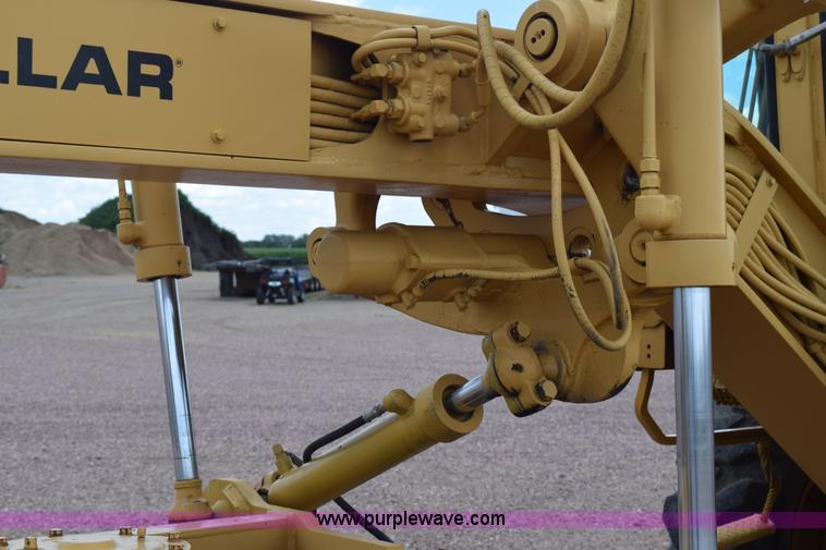 image for item K6164 1975 Caterpillar 12G motor grader