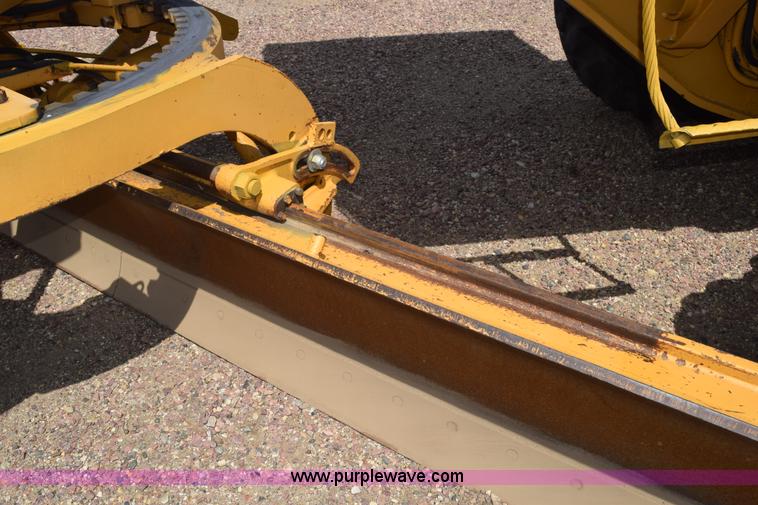 image for item K6164 1975 Caterpillar 12G motor grader