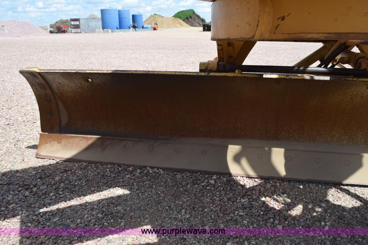 image for item K6164 1975 Caterpillar 12G motor grader