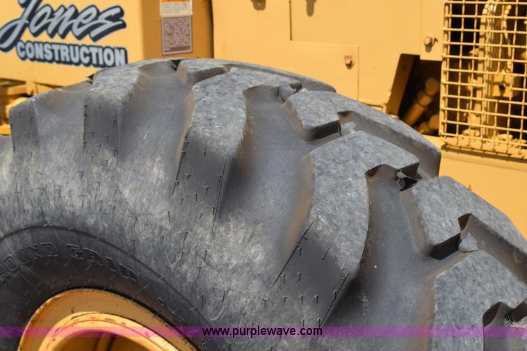 image for item K6164 1975 Caterpillar 12G motor grader