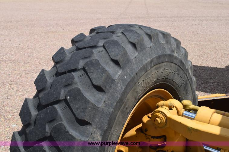 image for item K6164 1975 Caterpillar 12G motor grader