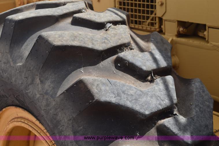 image for item K6164 1975 Caterpillar 12G motor grader