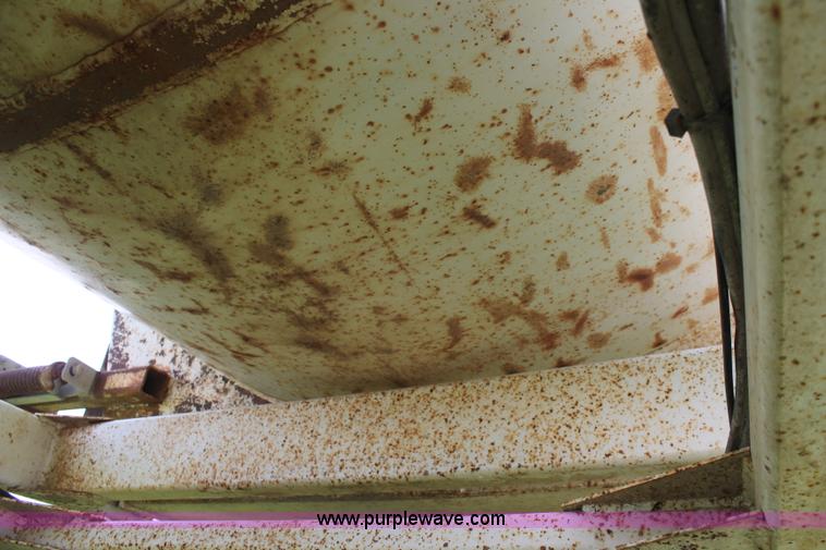 image for item K6953 1998 Travis end dump trailer