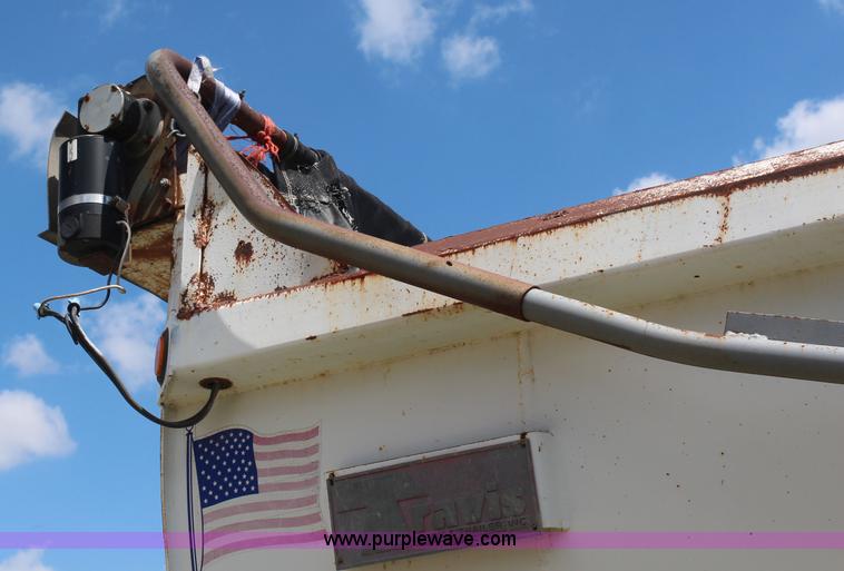 image for item K6953 1998 Travis end dump trailer