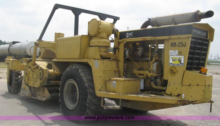 image for item K8684 1991 Caterpillar RR250 reclaimer