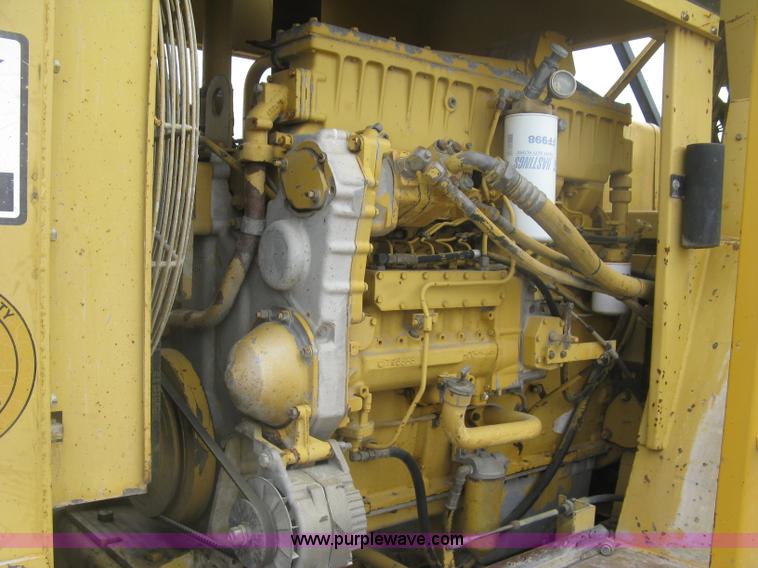 image for item K8684 1991 Caterpillar RR250 reclaimer