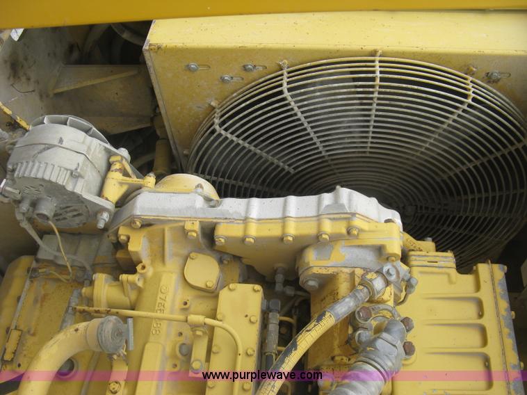 image for item K8684 1991 Caterpillar RR250 reclaimer