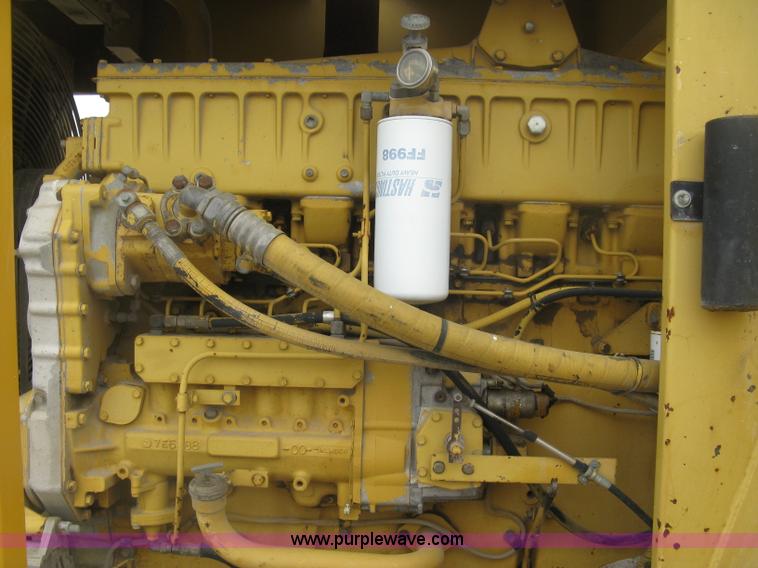 image for item K8684 1991 Caterpillar RR250 reclaimer