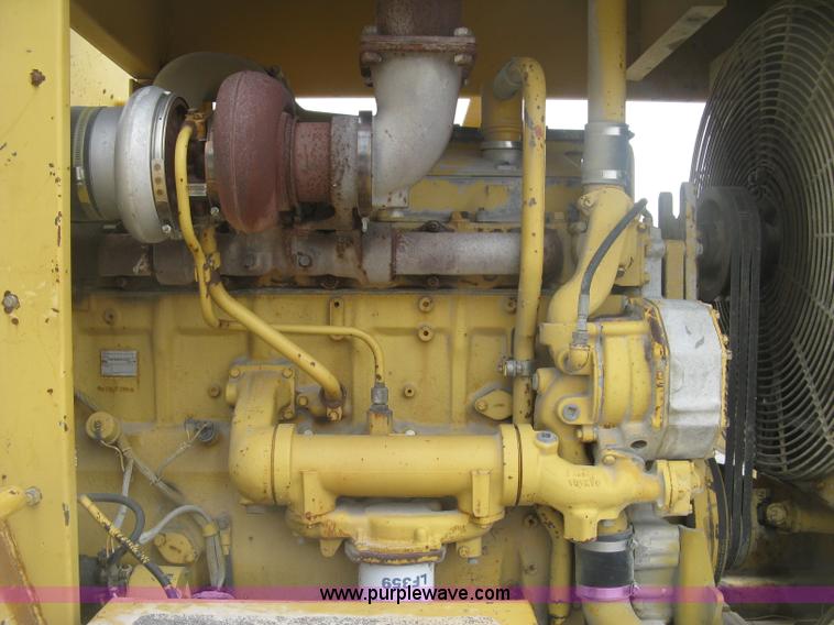 image for item K8684 1991 Caterpillar RR250 reclaimer