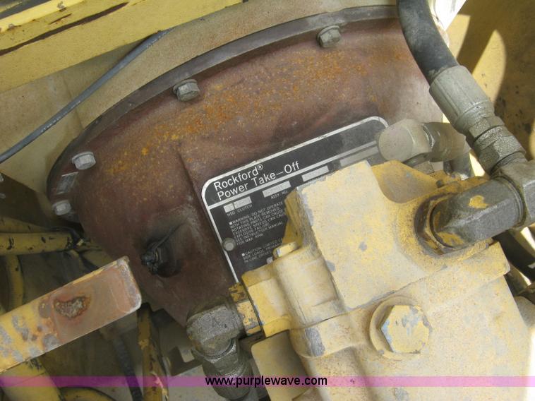 image for item K8684 1991 Caterpillar RR250 reclaimer