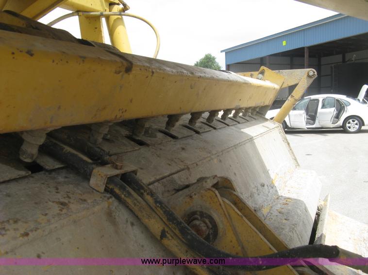 image for item K8684 1991 Caterpillar RR250 reclaimer