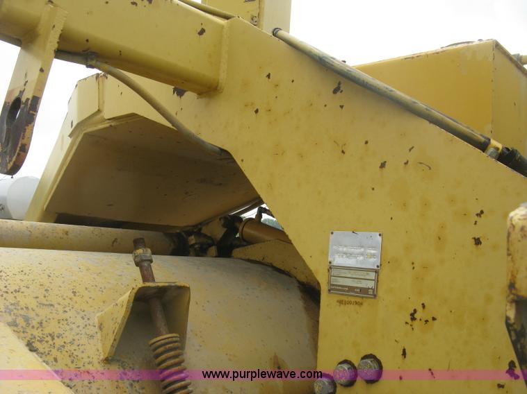 image for item K8684 1991 Caterpillar RR250 reclaimer