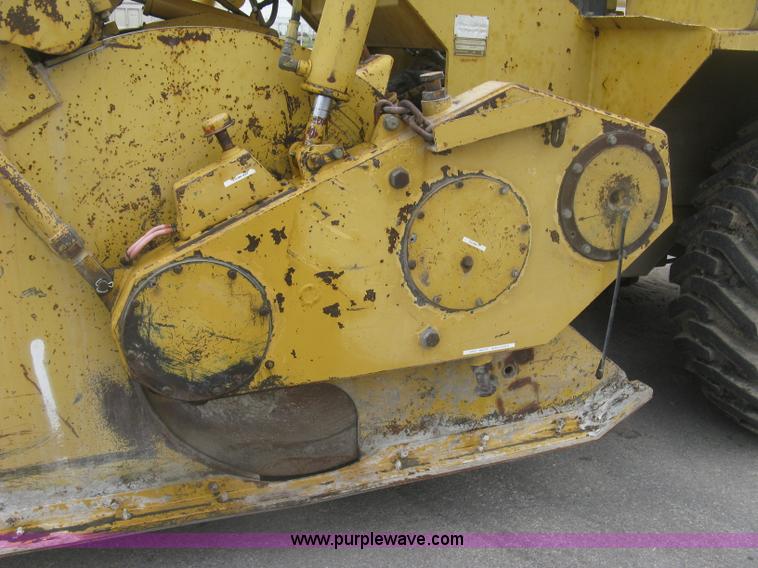 image for item K8684 1991 Caterpillar RR250 reclaimer