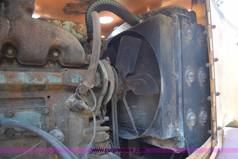 image for item L2742 Drott 35EC excavator