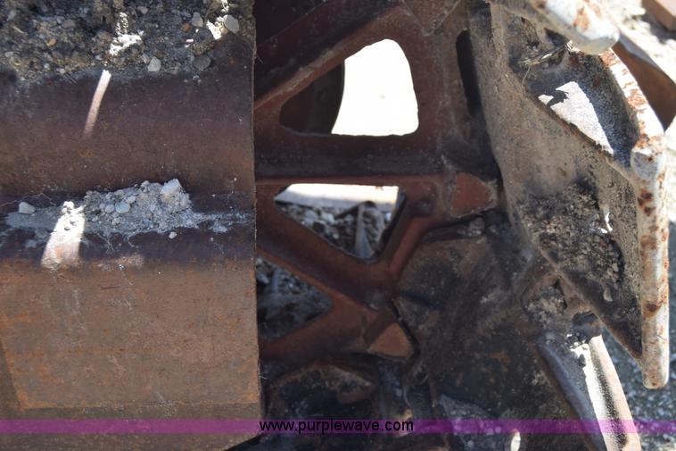 image for item L2742 Drott 35EC excavator