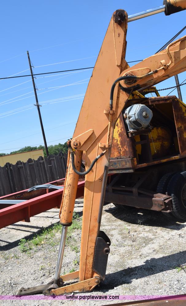 image for item L2742 Drott 35EC excavator