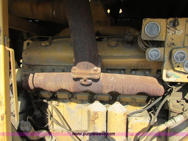 image for item L3338 Ingersoll Rand DL1200 air compressor