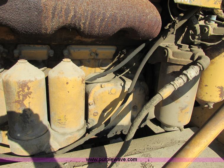 image for item L3338 Ingersoll Rand DL1200 air compressor