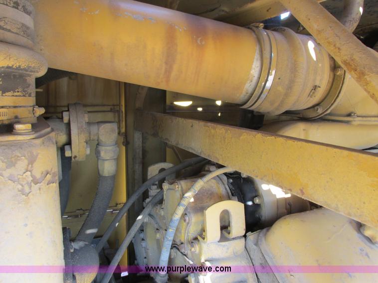 image for item L3338 Ingersoll Rand DL1200 air compressor