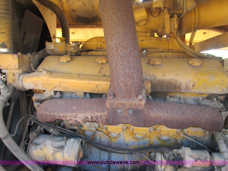 image for item L3338 Ingersoll Rand DL1200 air compressor