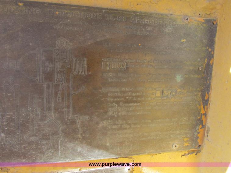 image for item L3338 Ingersoll Rand DL1200 air compressor