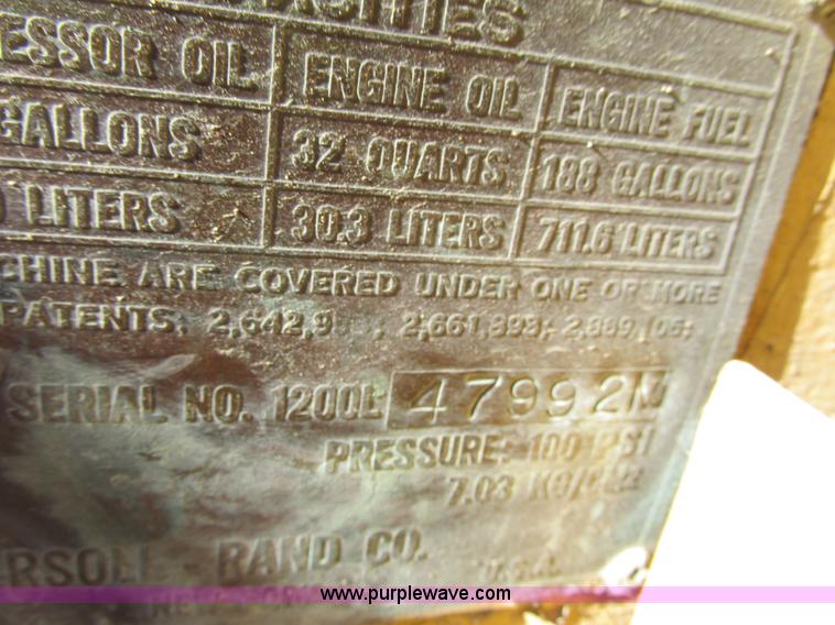 image for item L3338 Ingersoll Rand DL1200 air compressor