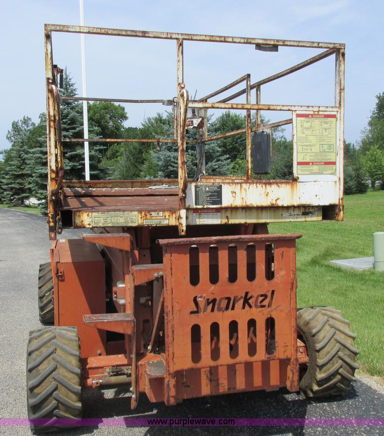 image for item L4001 Snorkel SLH3284HD scissor lift