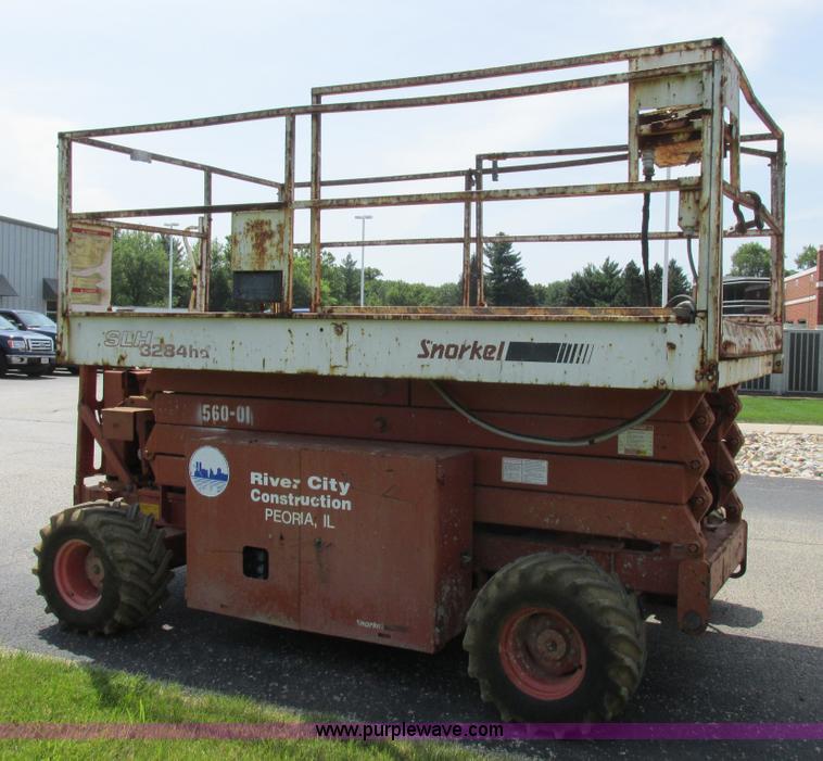 image for item L4001 Snorkel SLH3284HD scissor lift
