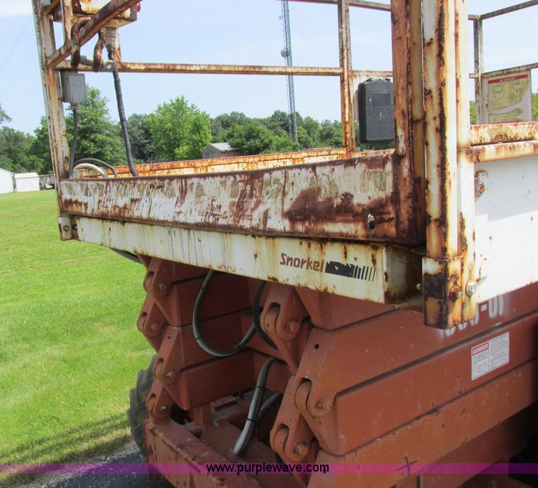 image for item L4001 Snorkel SLH3284HD scissor lift