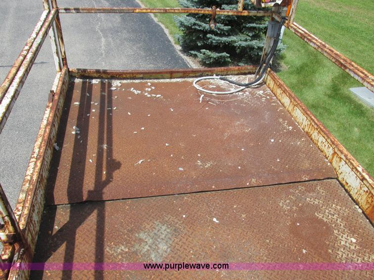 image for item L4001 Snorkel SLH3284HD scissor lift