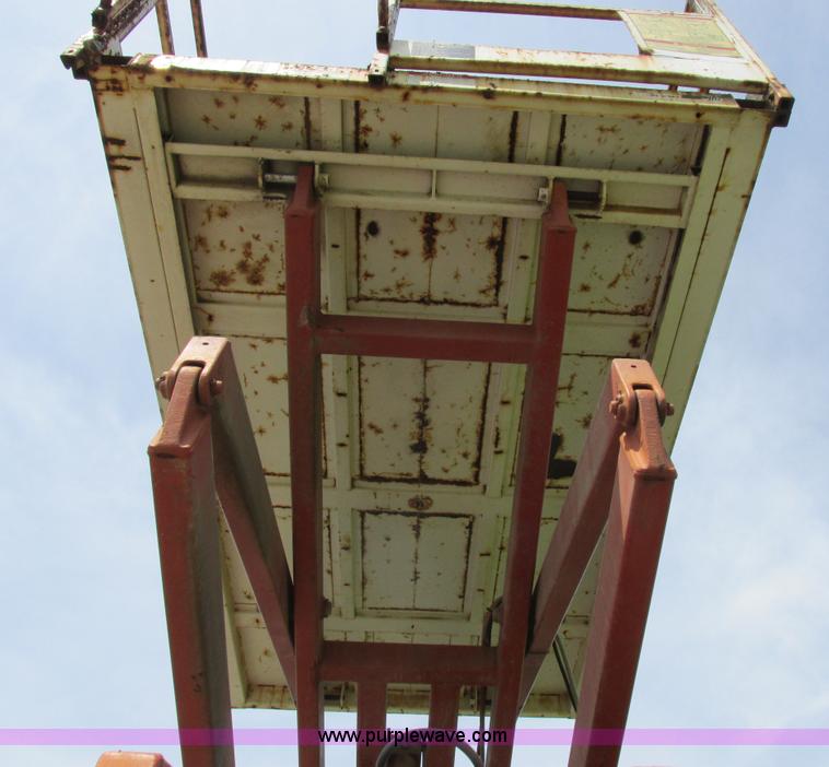 image for item L4001 Snorkel SLH3284HD scissor lift