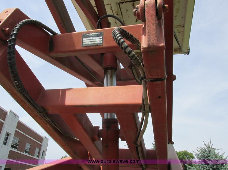 image for item L4001 Snorkel SLH3284HD scissor lift