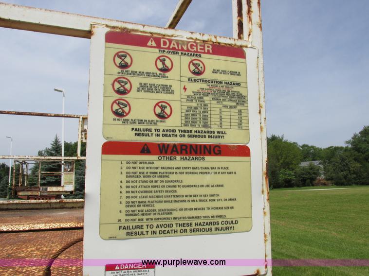 image for item L4002 Snorkel SLH328KHD scissor lift