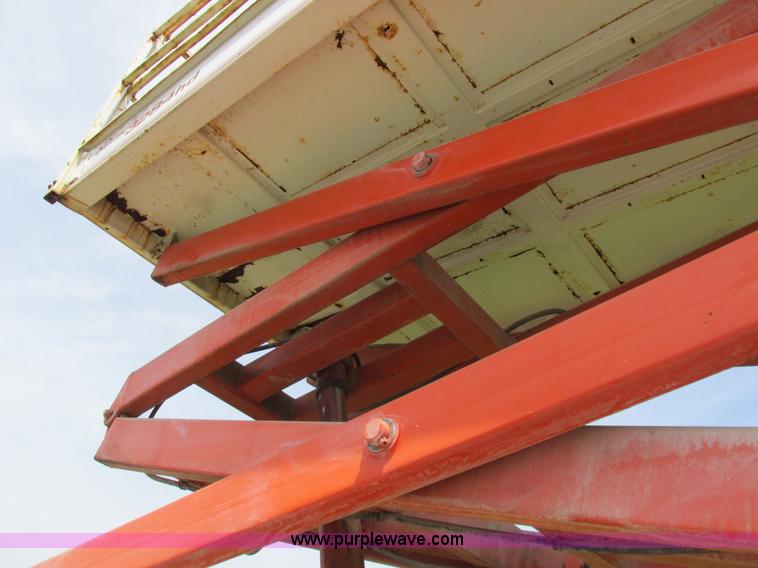 image for item L4002 Snorkel SLH328KHD scissor lift