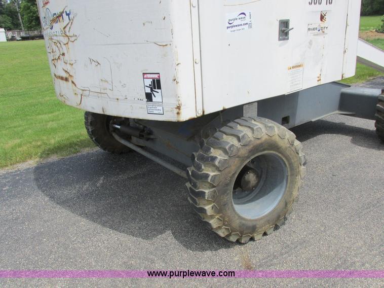 image for item L4007 Terex TB44 boom lift