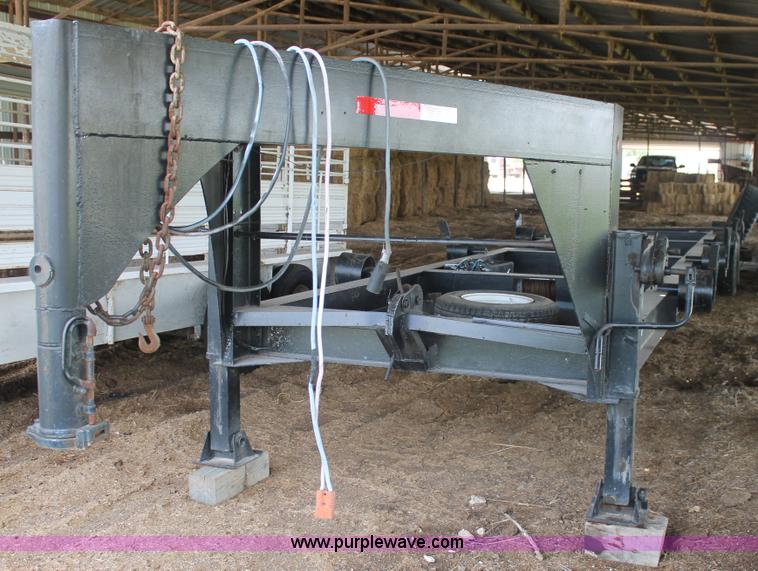 image for item L4317 1991 shop built container trailer