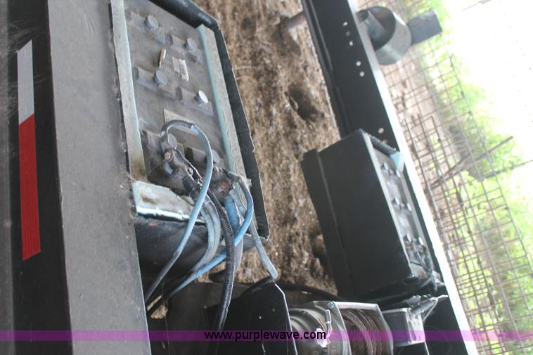 image for item L4317 1991 shop built container trailer