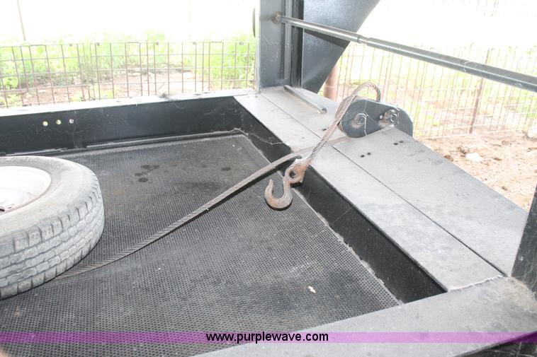 image for item L4317 1991 shop built container trailer