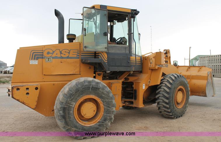 image for item L4362 1999 Case 621C XR wheel loader