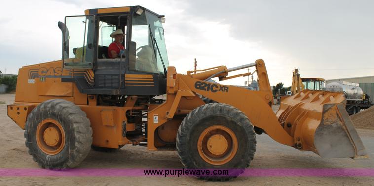 image for item L4362 1999 Case 621C XR wheel loader